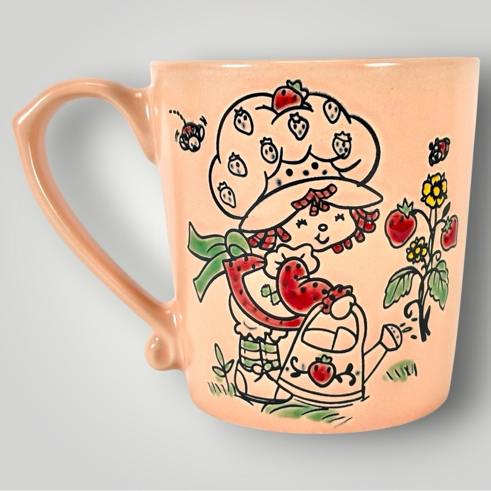 Blue Sky Strawberry Shortcake Mug 18 Oz